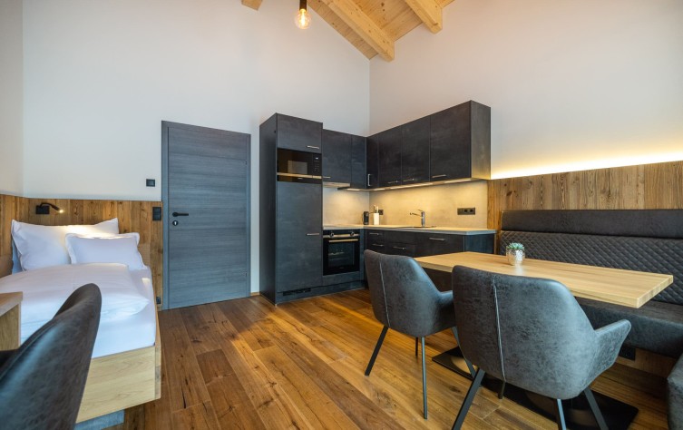 Wohnküche mit Schlafmöglichkeit